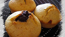 Mini moelleux aux amandes, cœur truffé chocolat