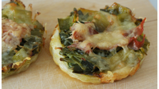 Tartelettes aux poireaux, jambon cru et Comté