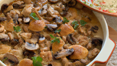 Cassolette de ris de veau et saint-jacques aux champignons