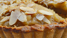 Tarte aux amandes nappée