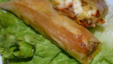 Nems de carottes au munster, salade croquante