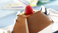 Entremet chocolat-framboises, croustillant au sirop d'Agave