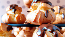 Profiteroles montées