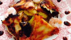 Samoussa chèvre miel avec ses crevettes et courgettes à l'ail