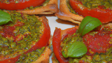 Croustillant tomato al pesto