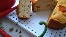 Cake au poulet, chorizo et poivron