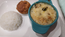 Cassolette de filet de lotte et ses moules en sauce