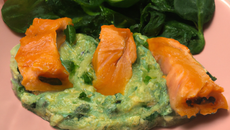 Purée gratinée aux 2 saumons et aux épinards