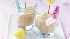 Cœurs de Quatre-Quarts et crème au café