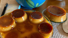 Pudding aux pommes caramélisées et petits beurres