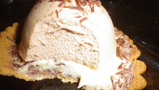 Tartelettes à la fève tonka et dôme de mousse au chocolat