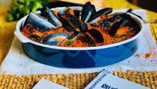 Fricassée de moules de barfleur parfumées au chorizo