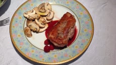 Magret de canard à l'orange et framboise