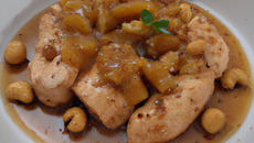 Émincé de poulet au noix de cajou