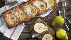 Tarte amandine aux poires et poudre d'amandes