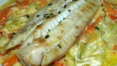 Filet de bar aux poivrons et sa crème de chorizo