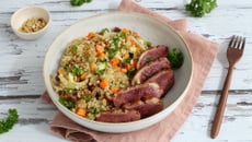 Salade de quinoa aux oignons épicés, crudités et Magret de Canard à la plancha