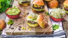 Mini-burgers aux steaks de haricots rouges