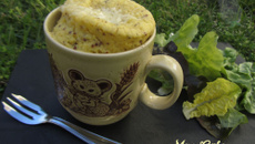 Mug cake moutarde, gruyère