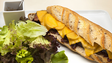 Sandwich magret de canard et cheddar par Dominique Saibron