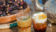 Sorbet au thé à la menthe et aux fruits secs