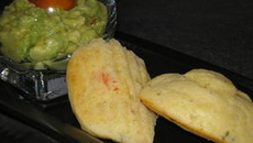 Madeleines au parmesan et poivrons