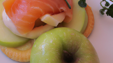 Granny Smith en gelée au saumon et St Jacques