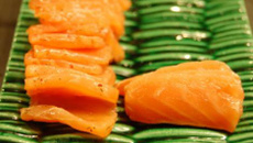 Saumon mariné au gingembre façon Gravlax