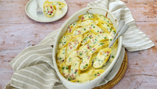 Conchiglioni farcis à la ricotta, petits pois et jambon