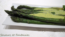 Asperges et sauce vertes
