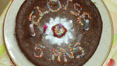 Gâteau au chocolat et aux noix classique