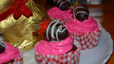 Cupcake choco/fraise et son cœur de fraise