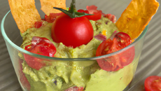 Triffle salé guacamole-tomates cerise