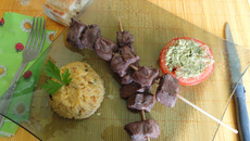 Brochettes de bœuf marinees au vin rouge