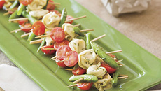 Mini brochettes de Tortellini à la moutarde et à l'aneth