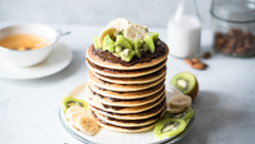 Pancakes au lait d’amandes et pâte à tartiner croustillante Gavottes