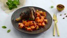 Souris d'agneau à la menthe et au miel