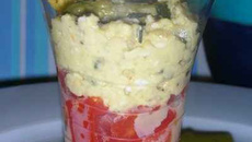 Verrines tomates et œufs brouillés aux asperges