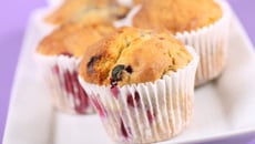 Muffins fruits confits et compote de pommes sans œufs ni lait