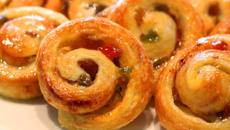 Pains aux fruits confits