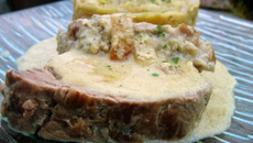 Filet mignon de porc au roquefort et choux aux 2 pommes