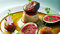 Emulsion de foie gras et dés de figues aux boukha