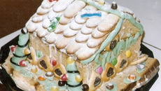 Maison en pain d'épices aux bonbons