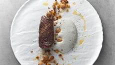 Bavette au siphon de Saint Agur, macadamia et maïs grillé