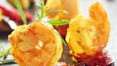 Crevettes royales au paprika et chorizo, légumes grillés