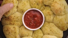 Monkey bread au pesto