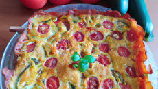 Cake aux courgettes, tomates et gruyère