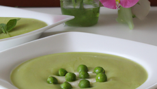 Sweet pea soup - Velouté de petits pois
