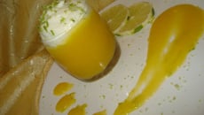 Cheese mousse à la lime et son coulis de mangue