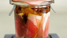 Rouleaux de bûchette au speck